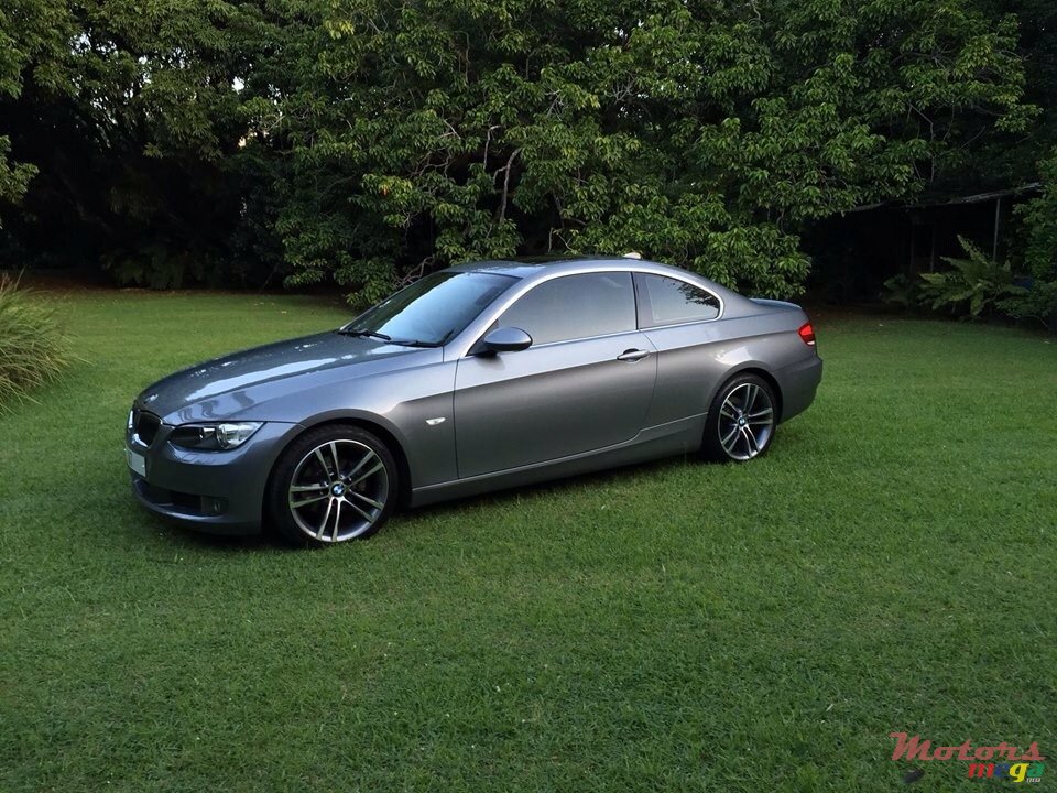 2007' BMW 325 photo #2