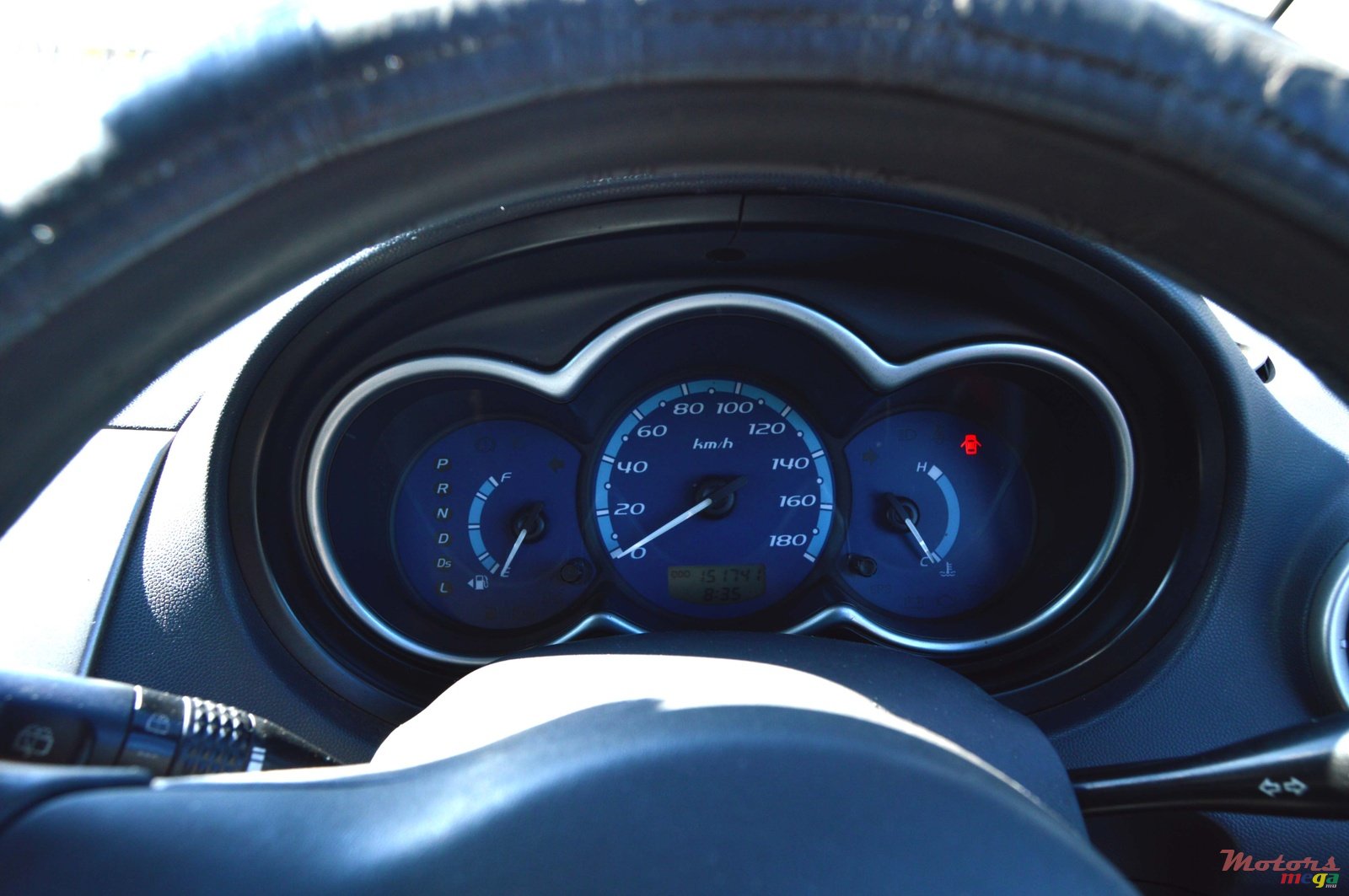 2003' Mitsubishi Colt photo #5