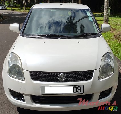 2009' Suzuki Swift photo #1
