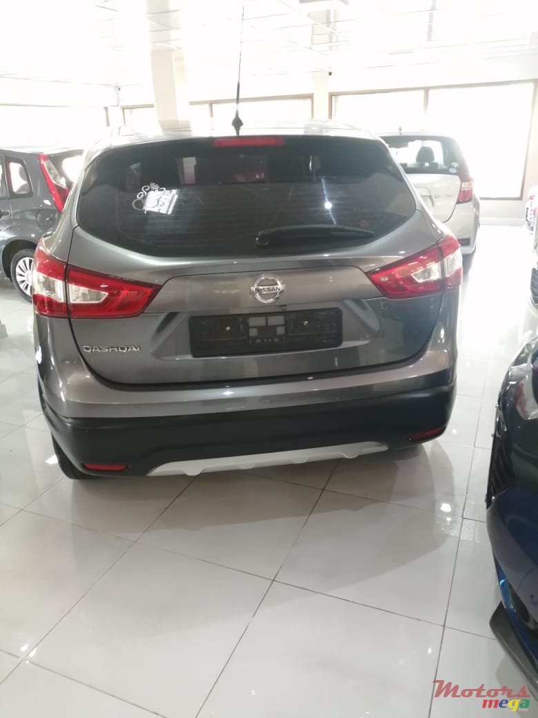 2015' Nissan Qashqai photo #4