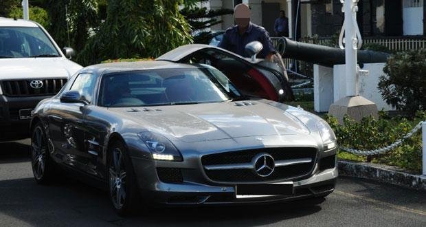 Mercedes of Thierry Lagesse