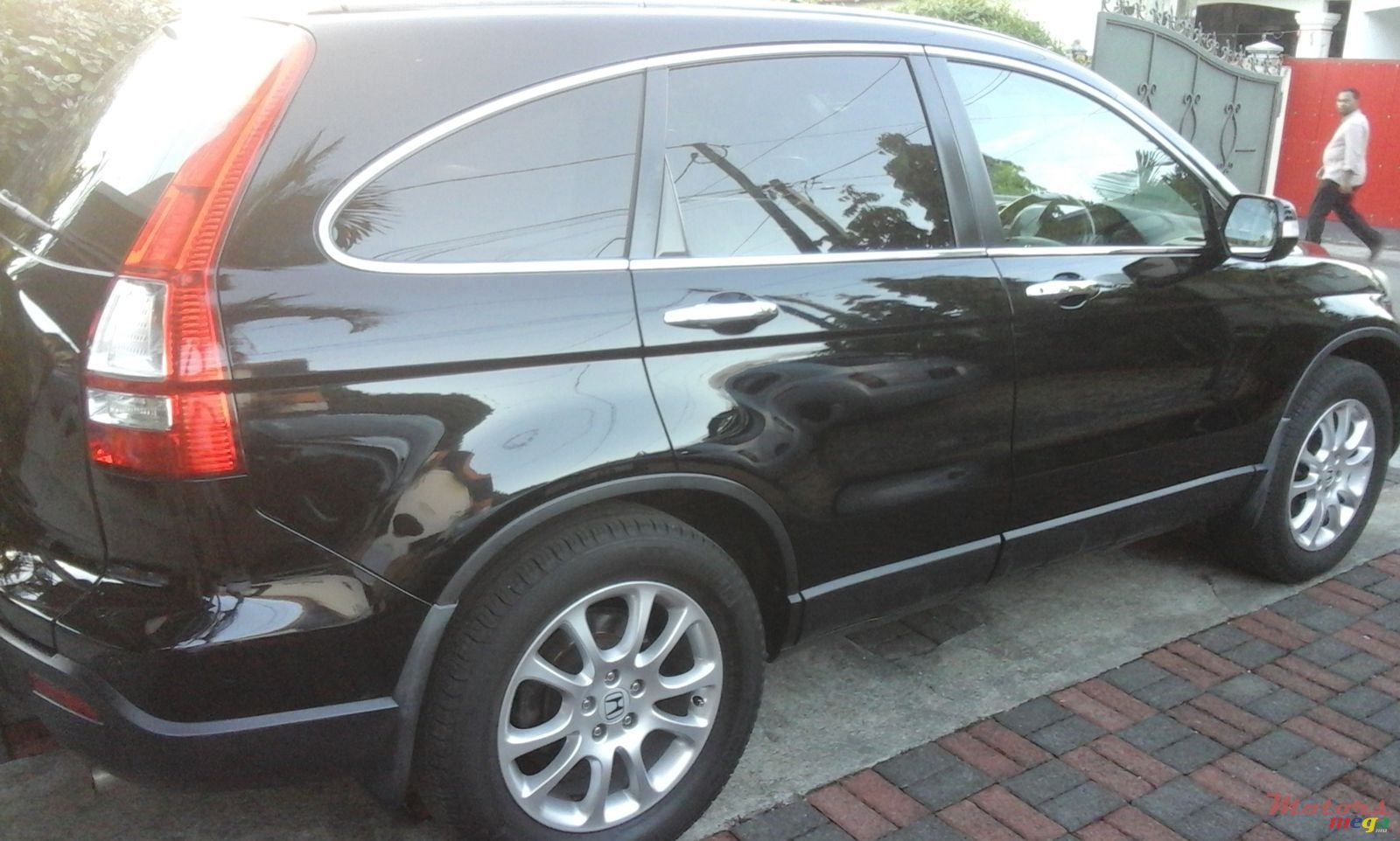 2009' Honda CR-V photo #2