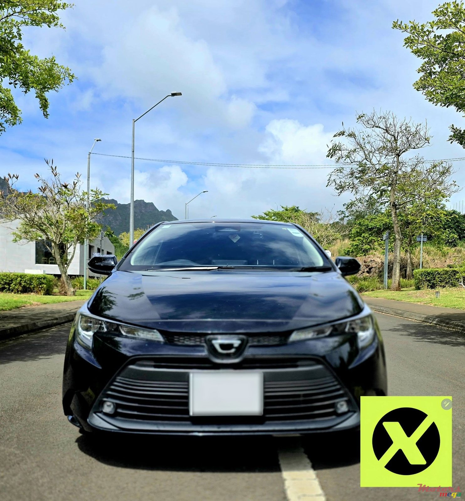 2023' Toyota Corolla photo #1