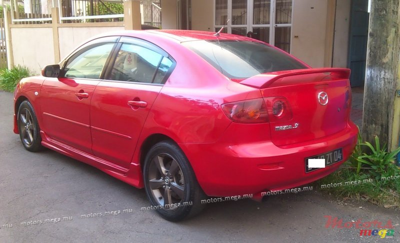 2004' Mazda 3 photo #2