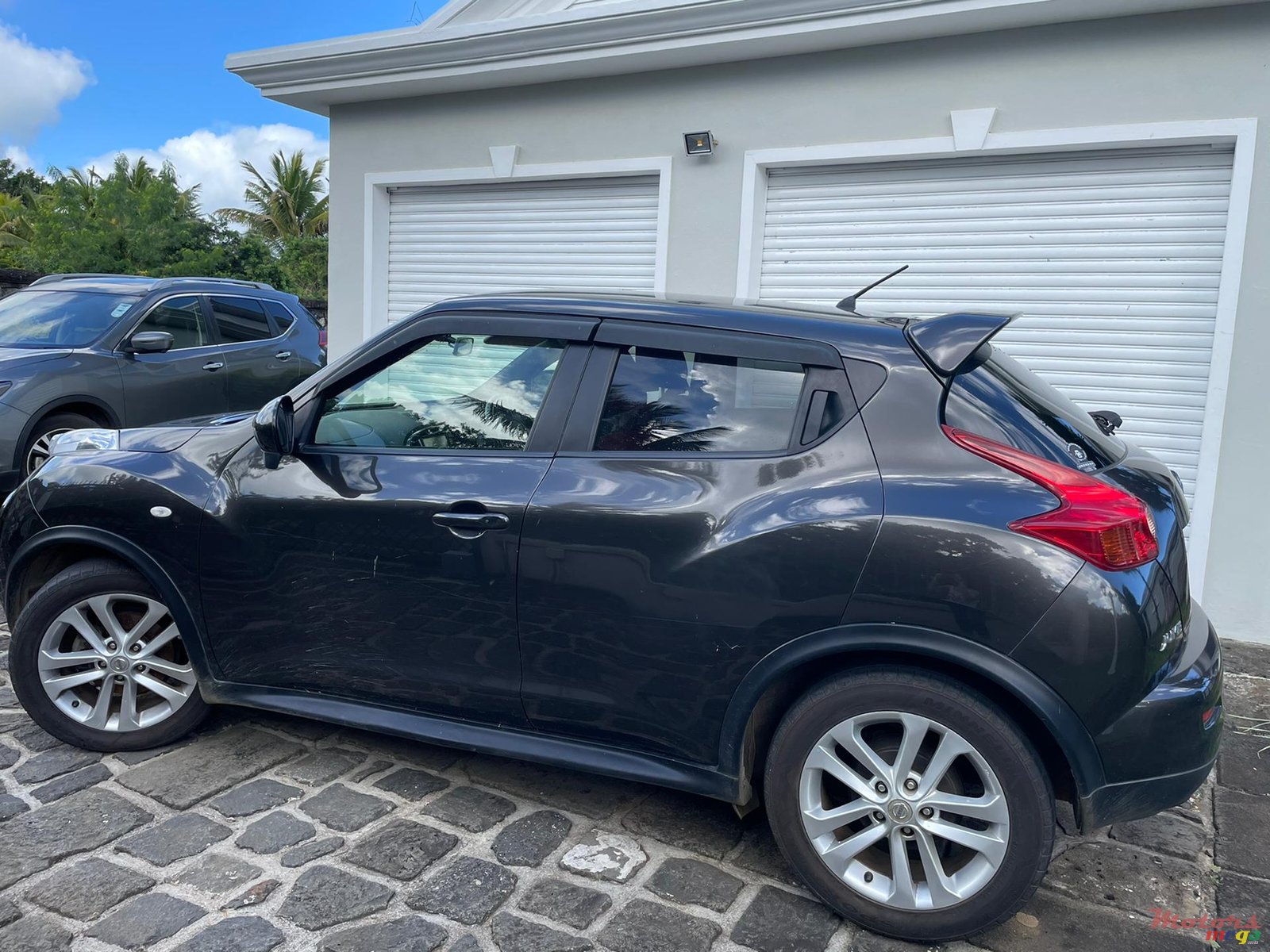 2012' Nissan Juke photo #3