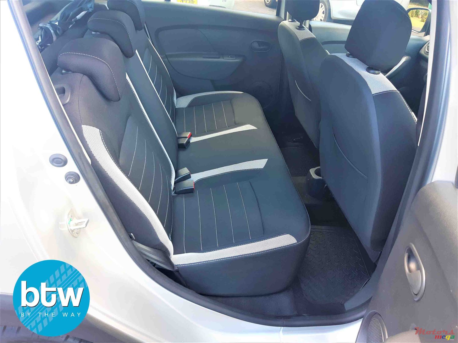 2018' Renault Sandero StepWay photo #4