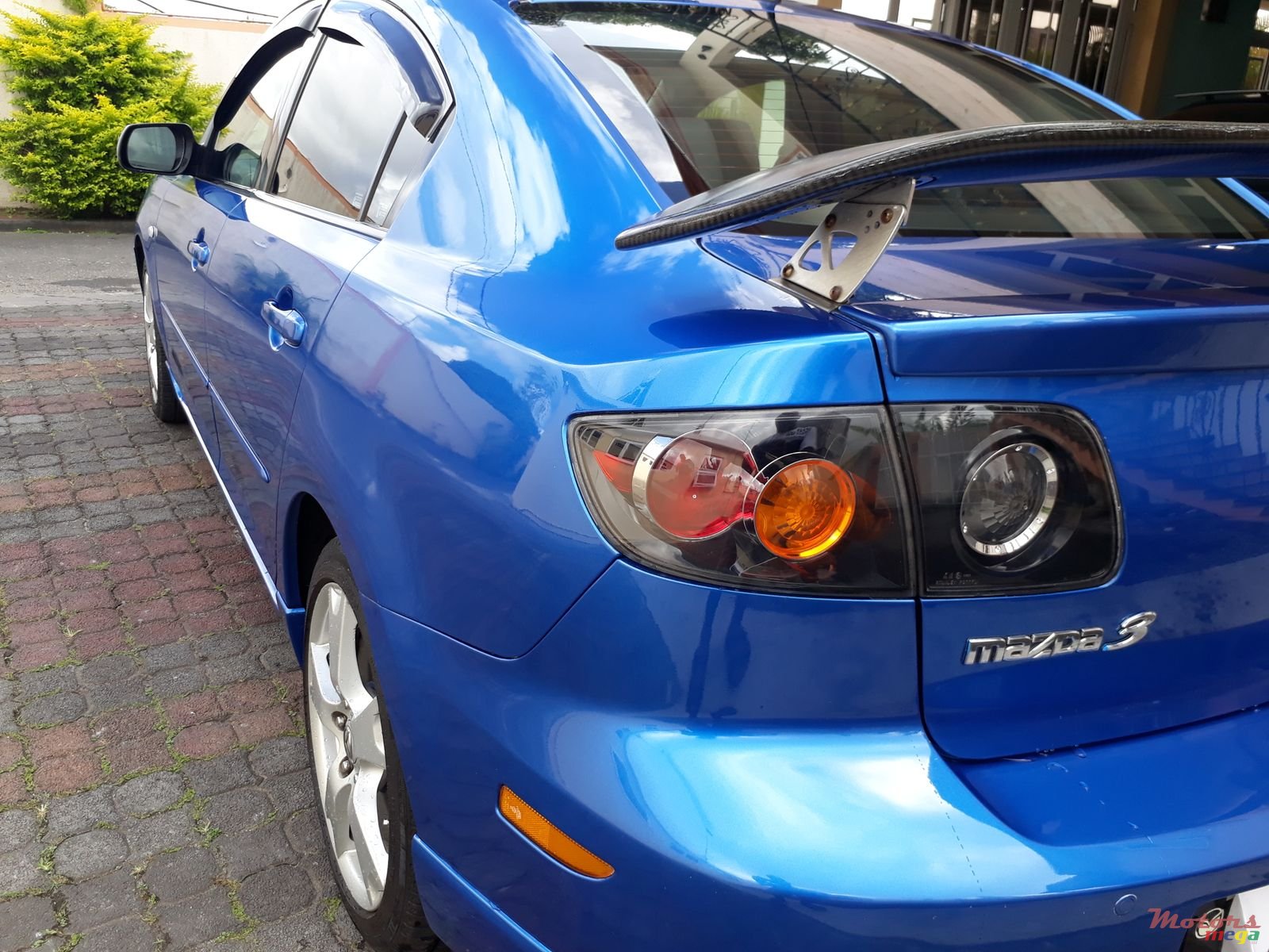 2004' Mazda 3 photo #3
