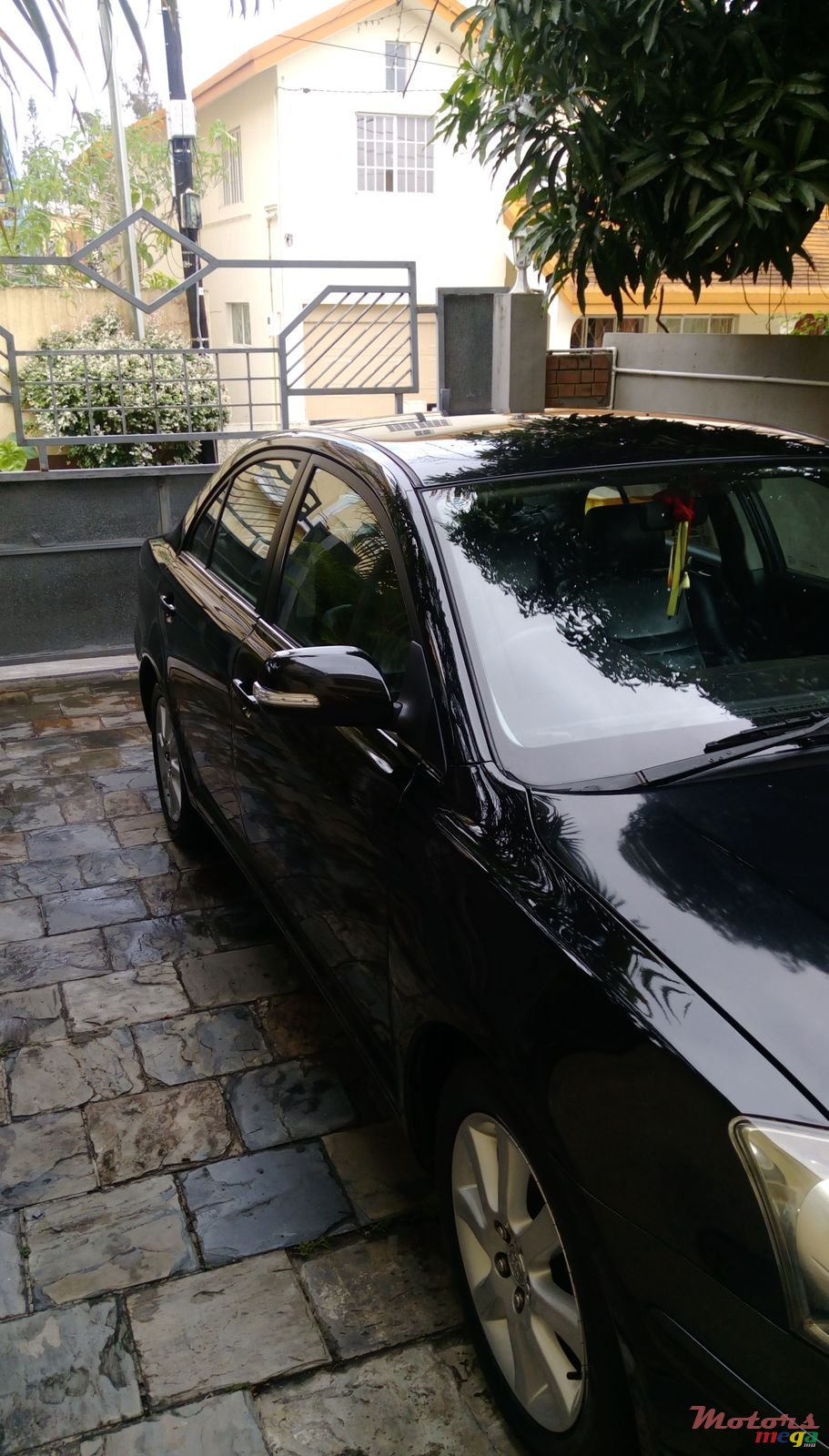 2007' Toyota Avensis photo #4