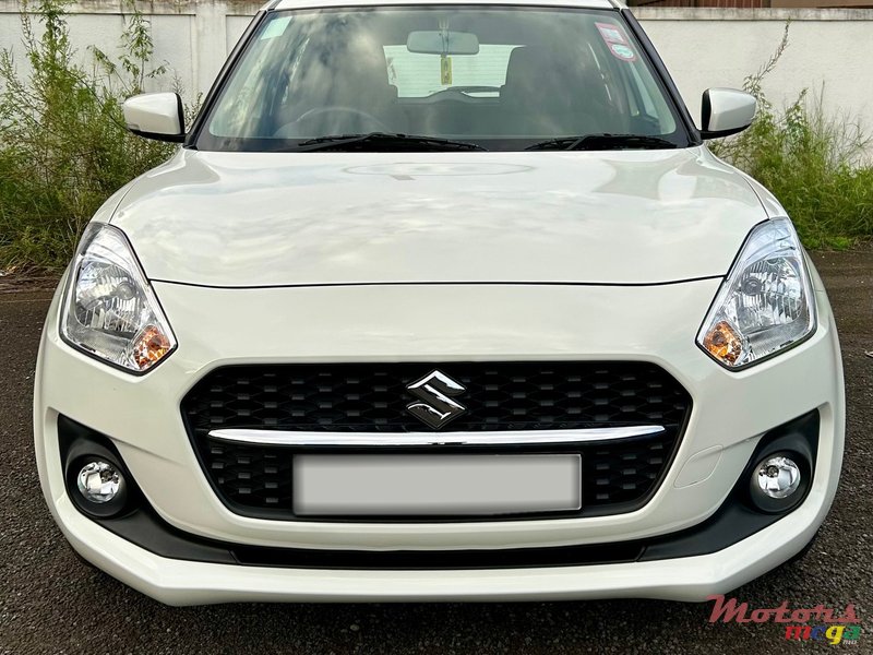 2021' Suzuki Swift GLX SLDA photo #2