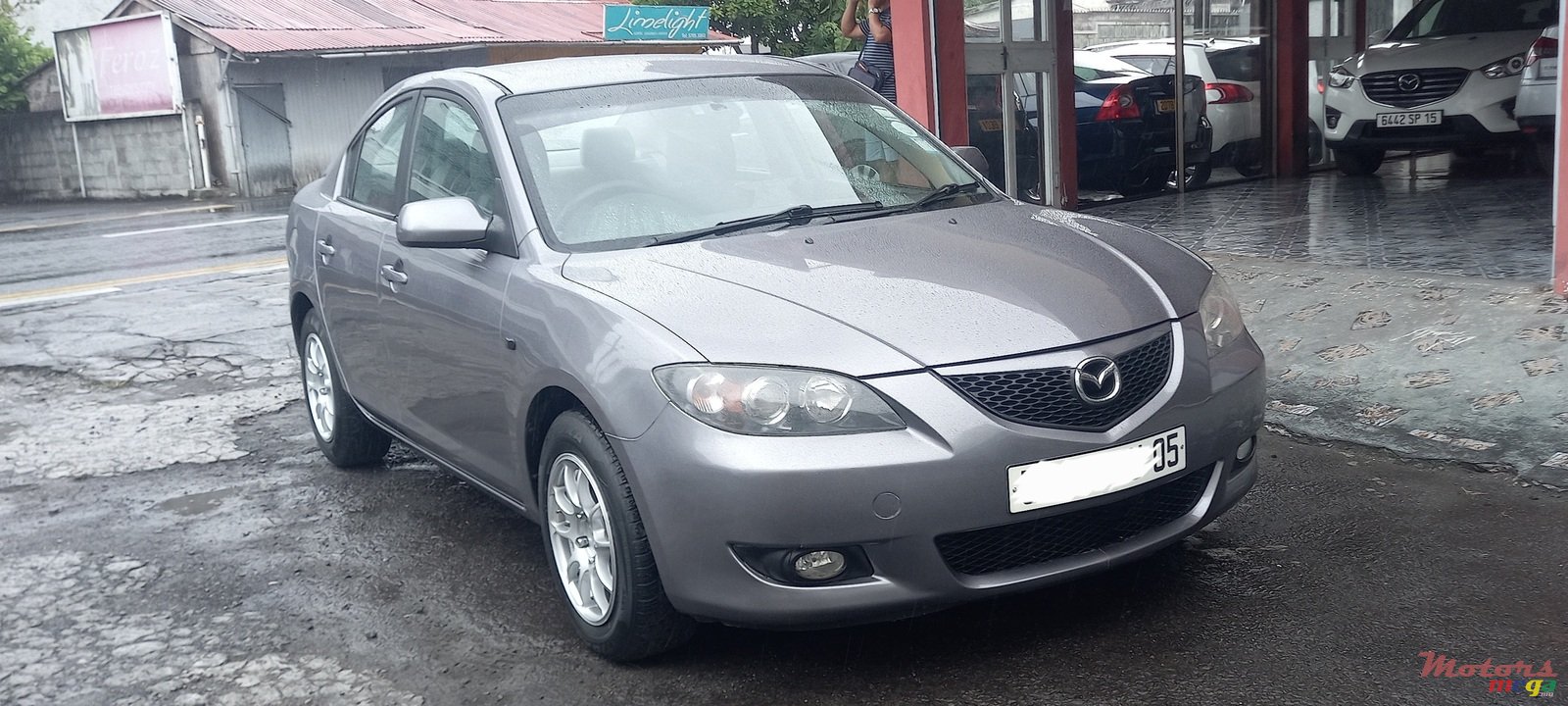 2005' Mazda Axela photo #4