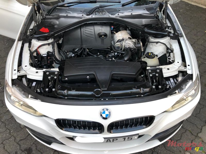 2015' BMW 316 M sport photo #6