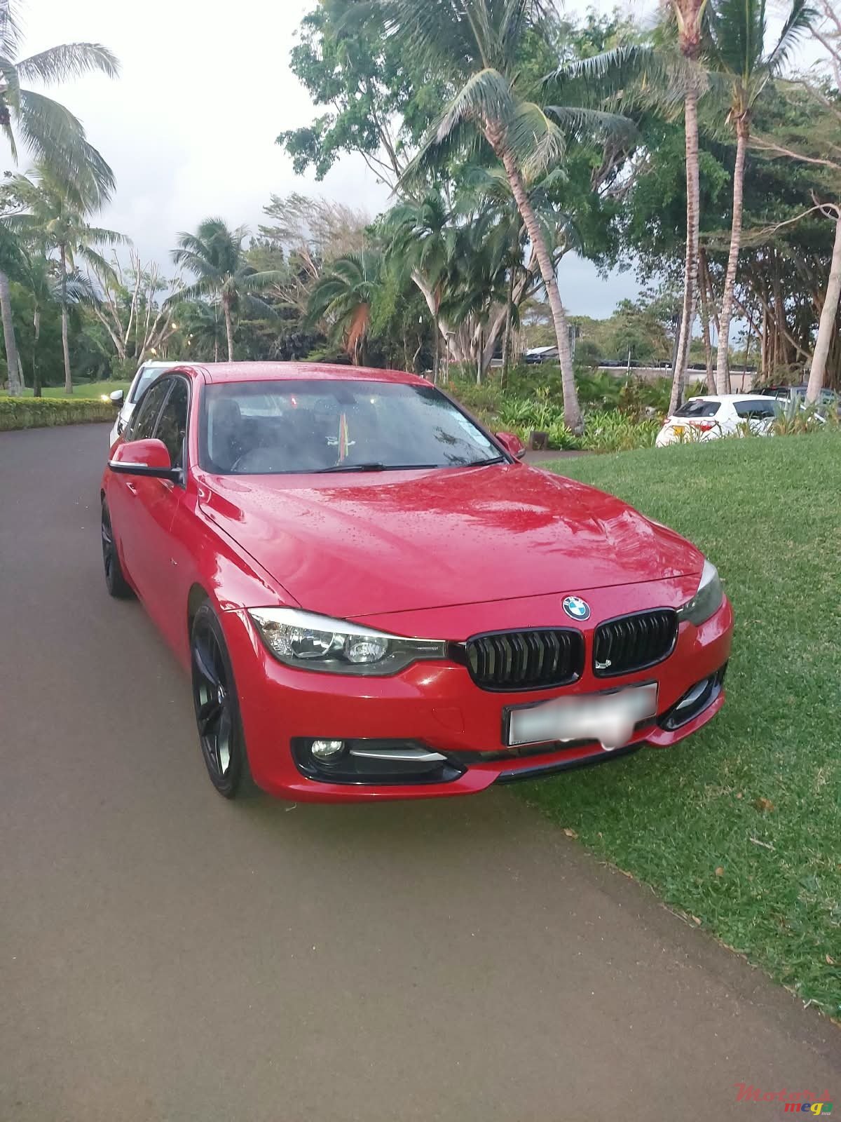 2014' BMW 320 photo #1