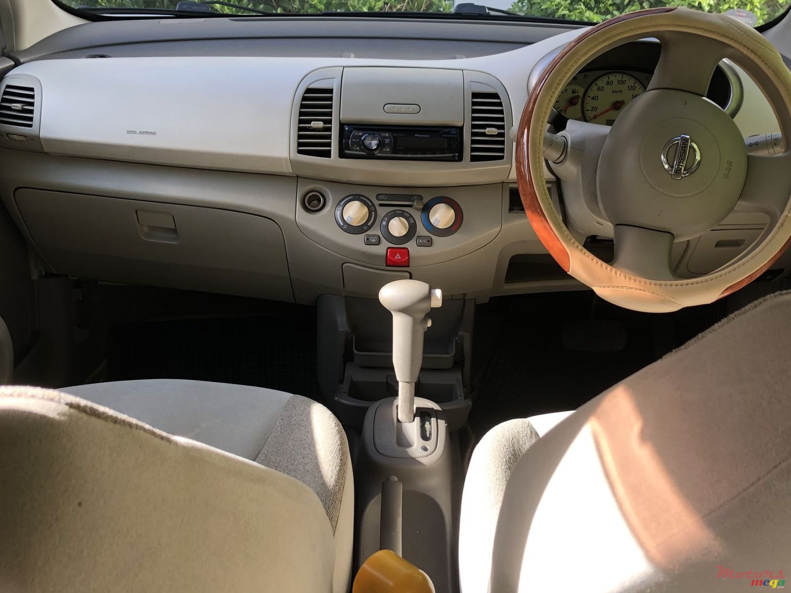 2006' Nissan March photo #5