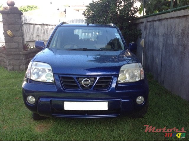 2003' Nissan X-Trail photo #3