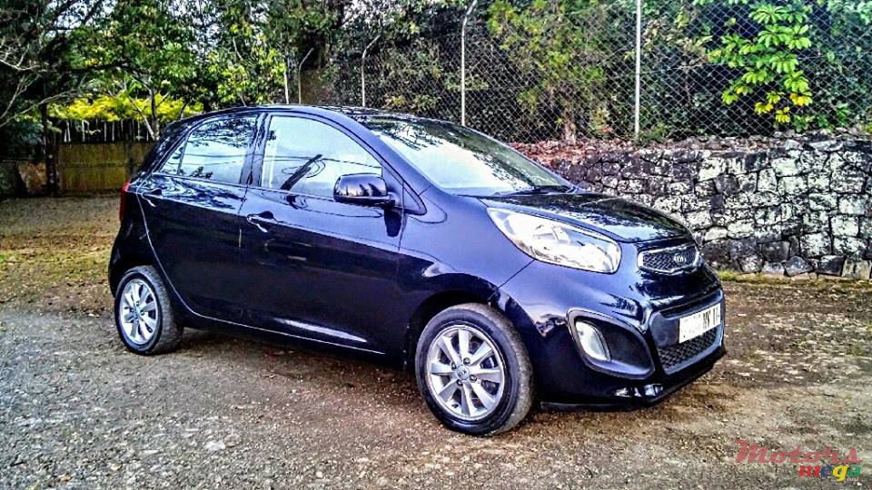 2011' Kia Picanto Full executive Auto photo #2