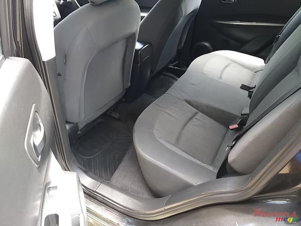 2007' Nissan Qashqai 1.6L photo #4