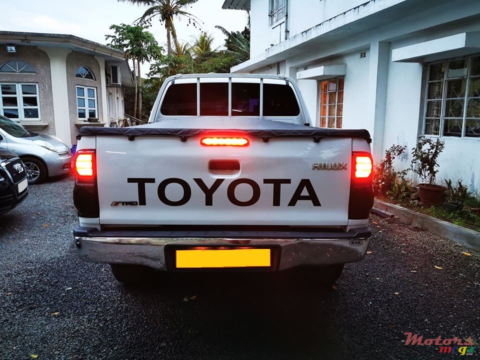 2006' Toyota Hilux photo #6