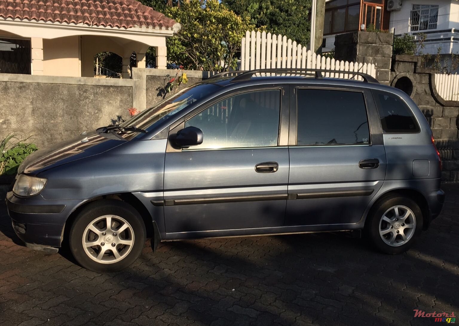 2005' Hyundai Matrix photo #2