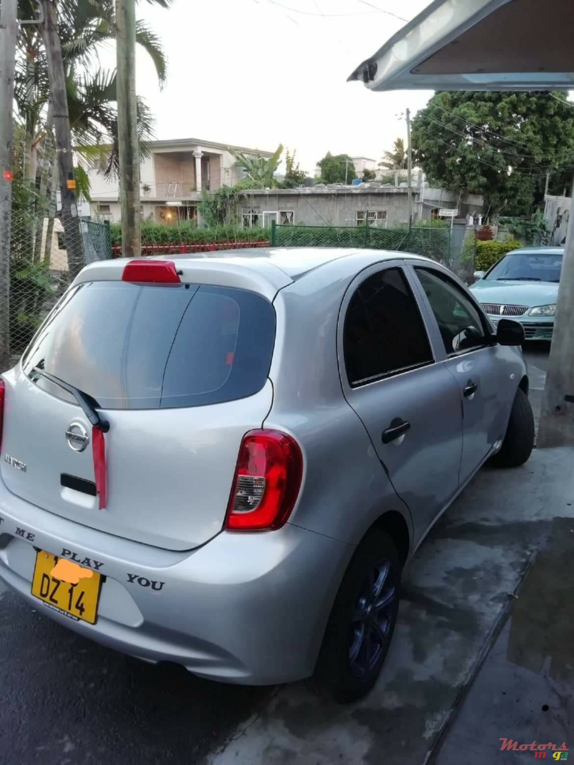 2014' Nissan March photo #5