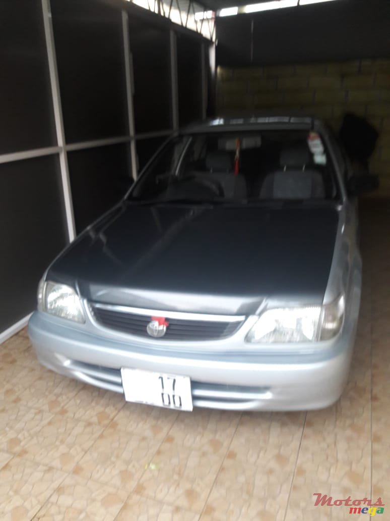 2000' Toyota photo #1