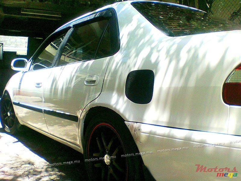 1998' Toyota photo #2