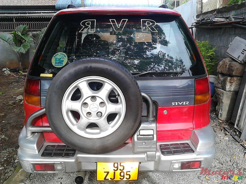 1995' Mitsubishi RVR photo #5