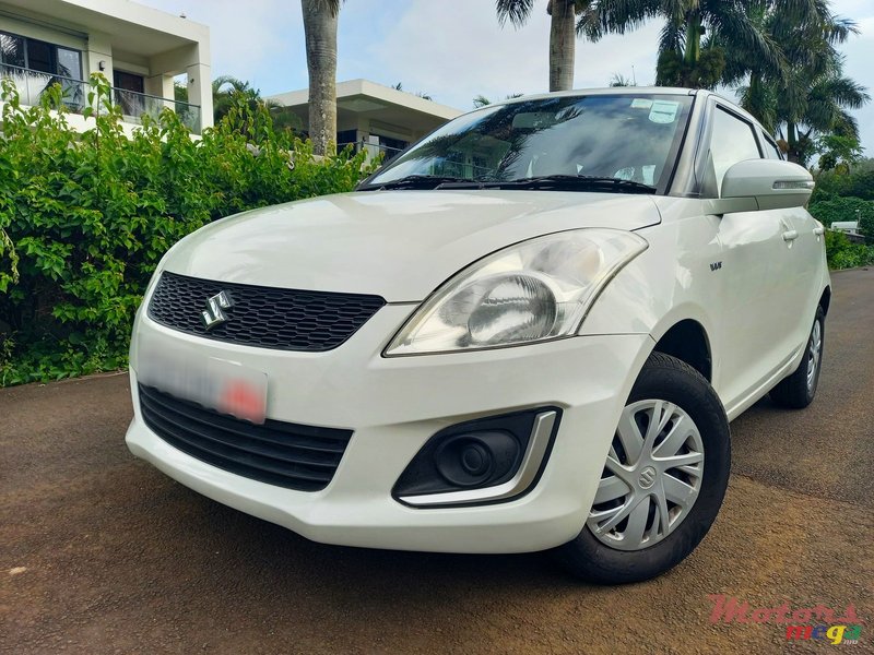 2018' Suzuki Swift 1.2 photo #2