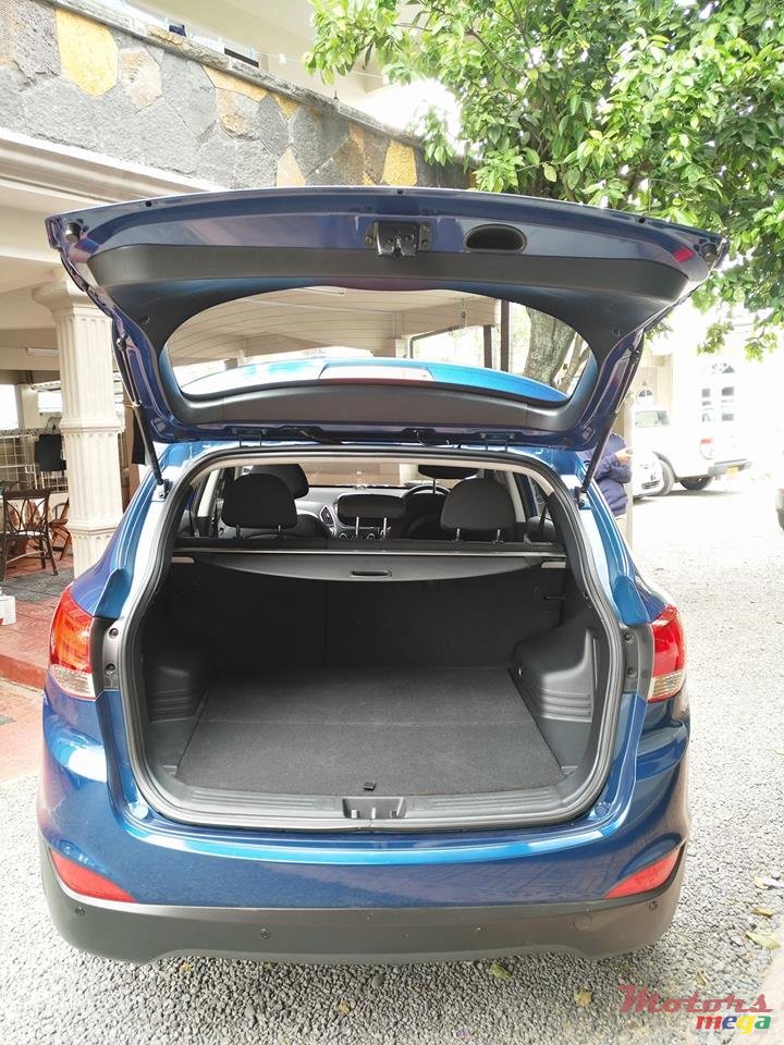 2010' Hyundai ix35 photo #7