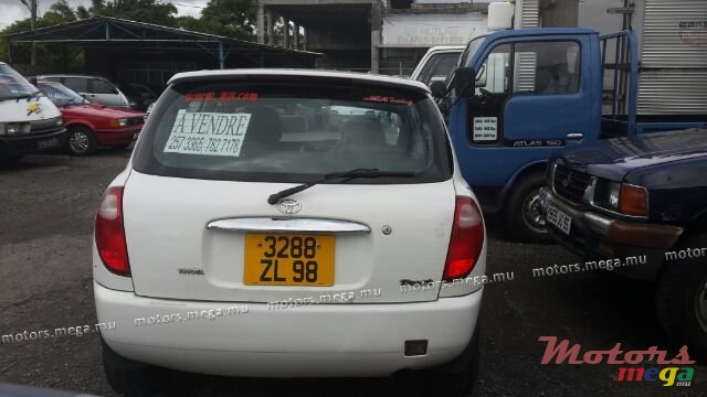 1998' Toyota duet photo #5