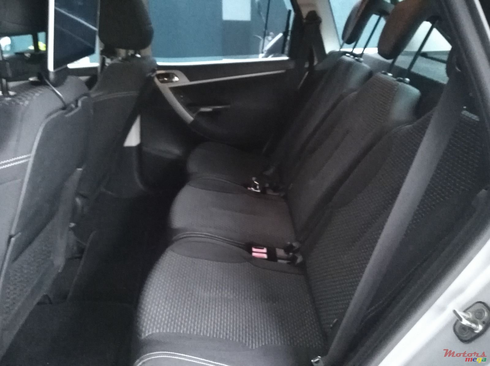 2012' Citroen C4 Picasso photo #7