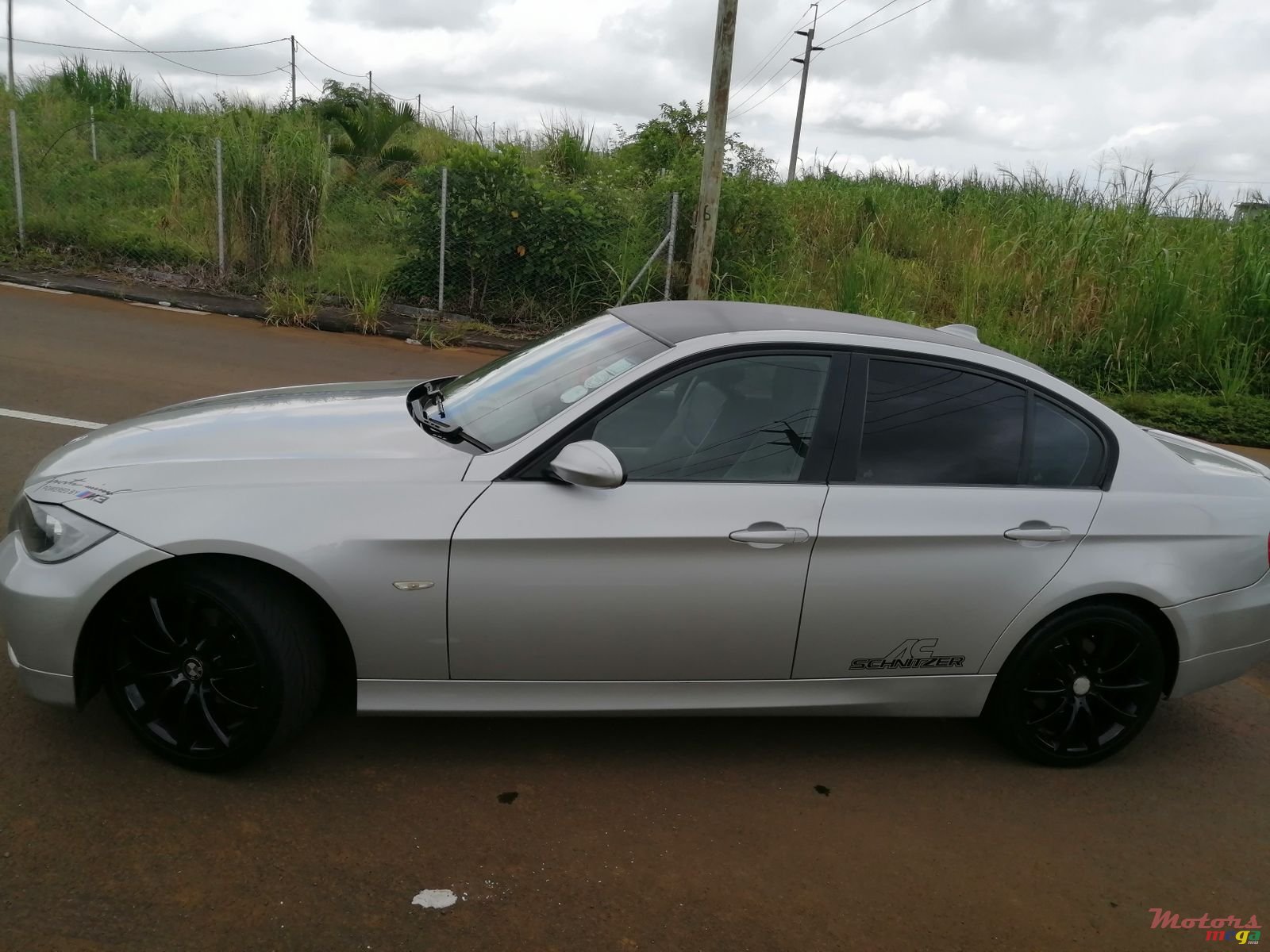 2008' BMW 320 photo #4