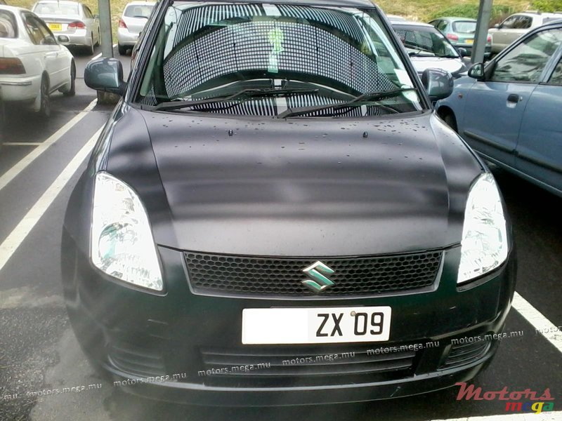 2009' Suzuki photo #4