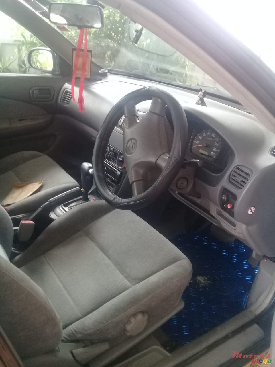 1999' Nissan B15 photo #4