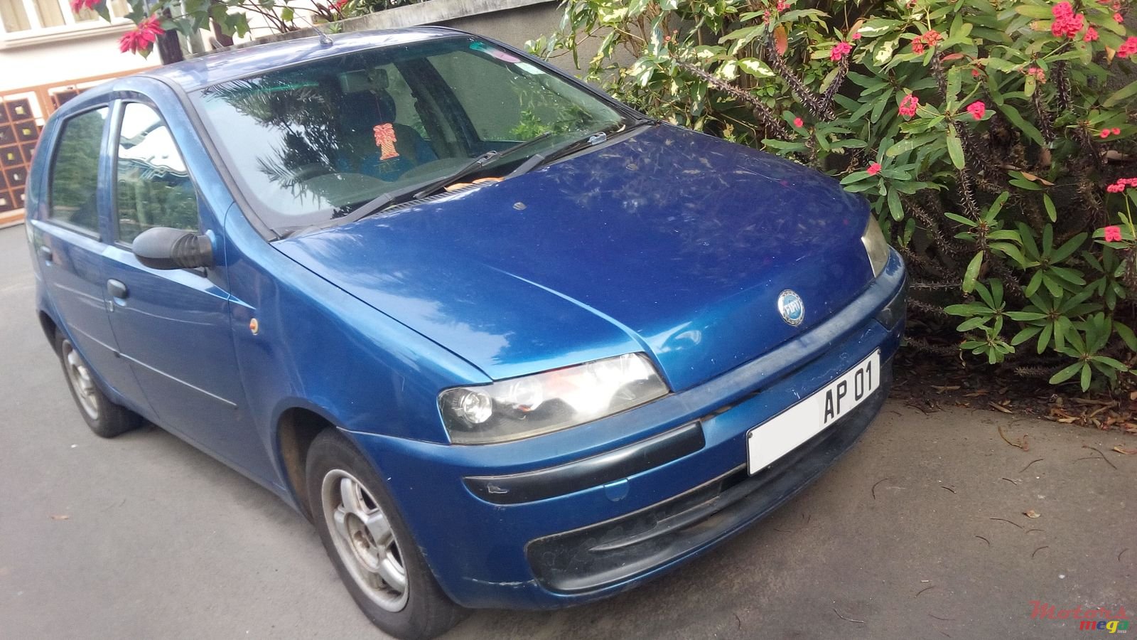 2001' Fiat Palio photo #2