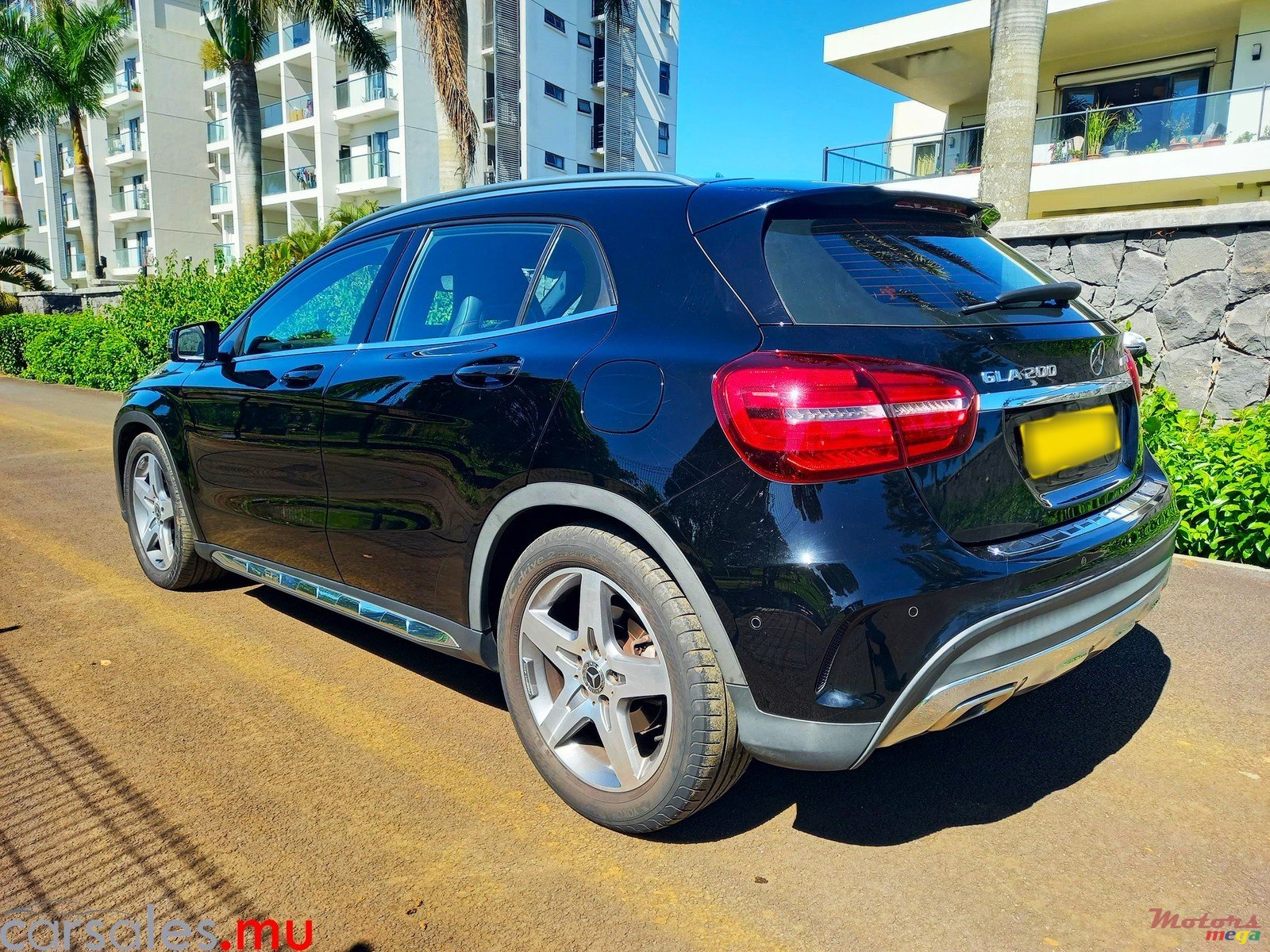 2020' Mercedes-Benz GLA 200 AMG 1.6 photo #3