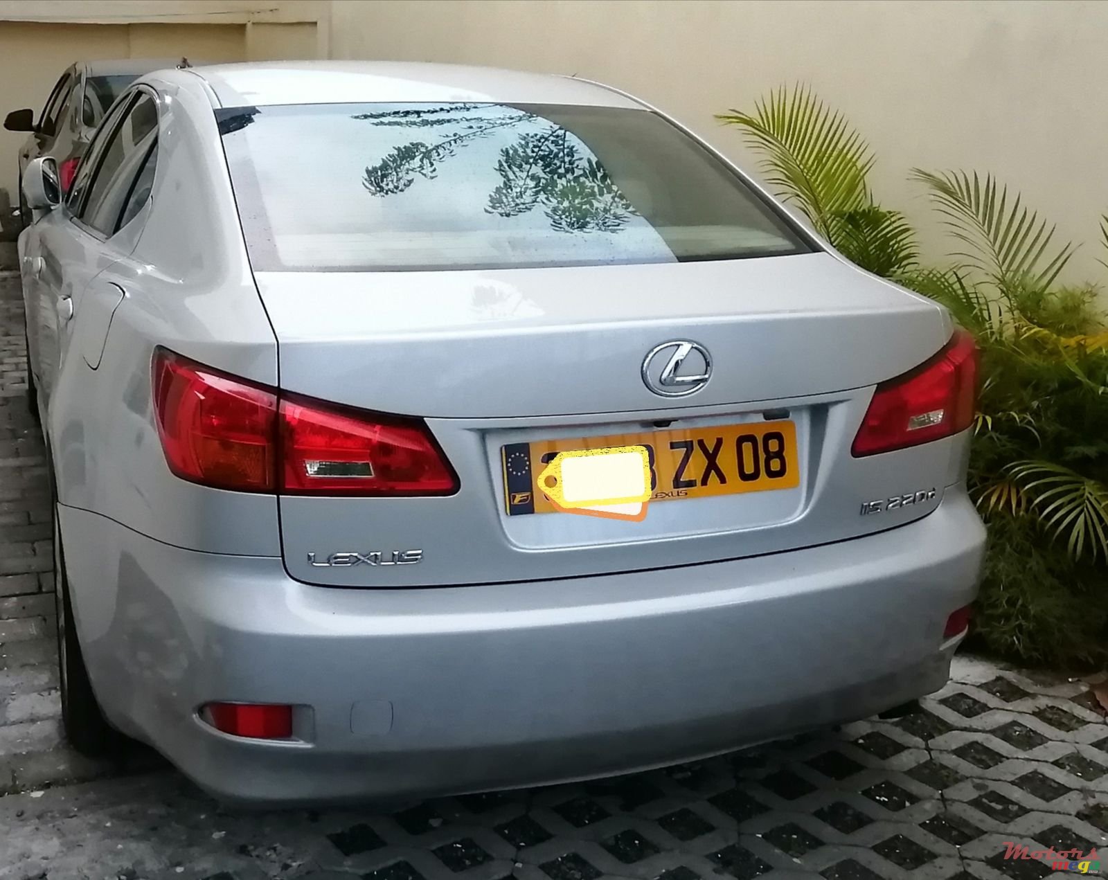 2008' Lexus IS photo #2