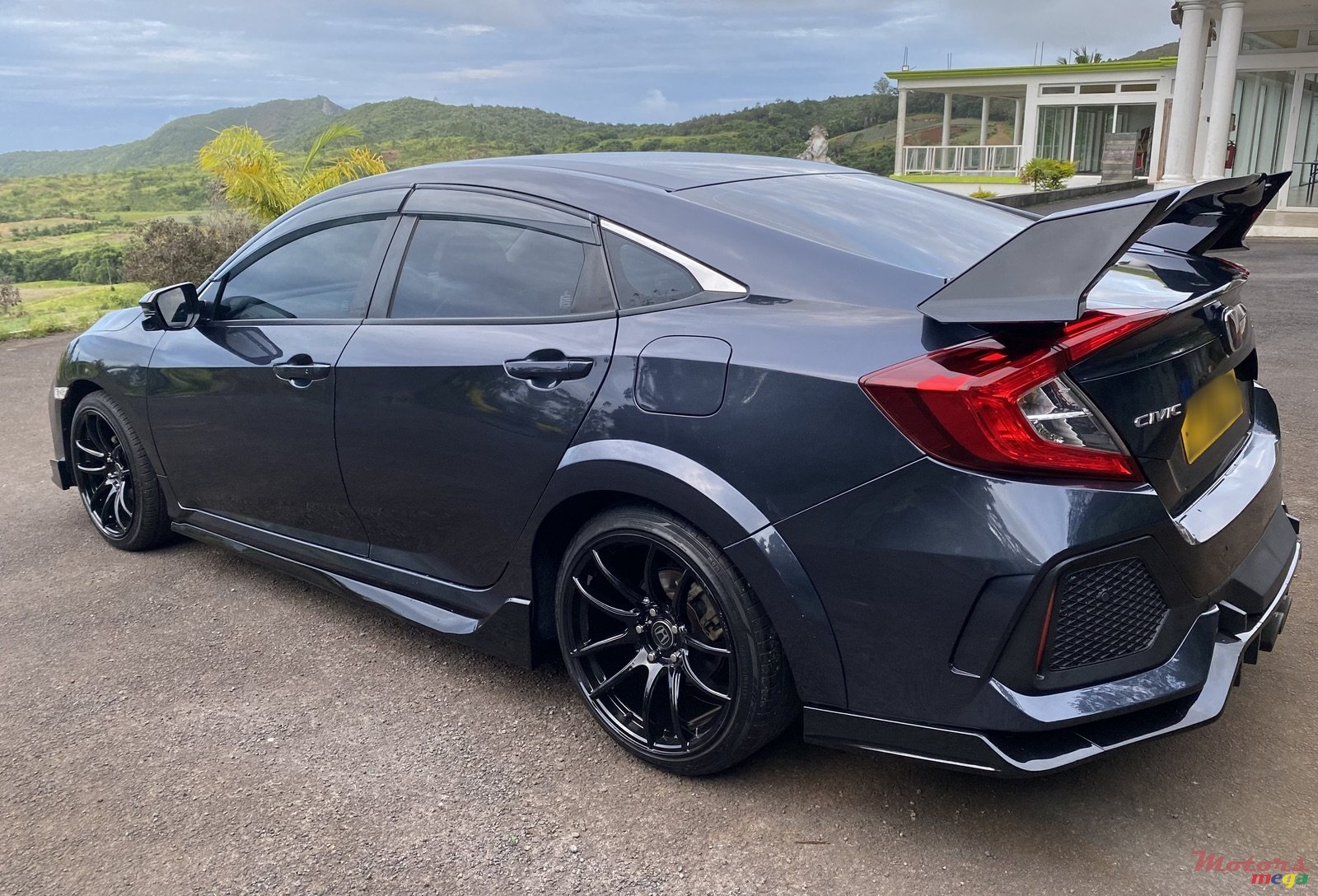 2017' Honda Civic Turbo photo #5