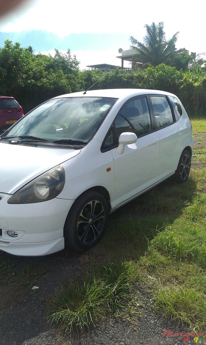 2003' Honda Jazz None photo #2