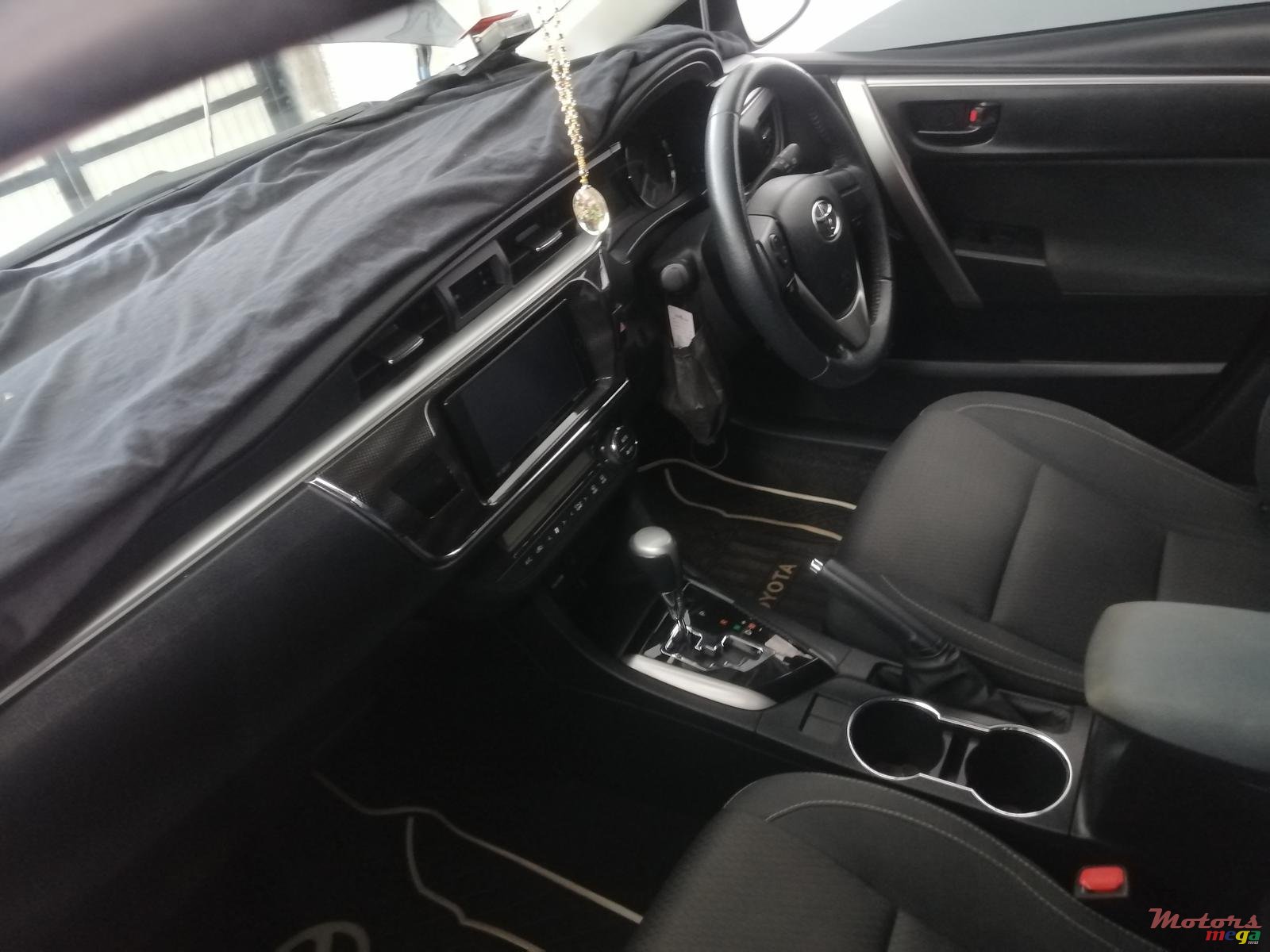 2015' Toyota Corolla photo #3