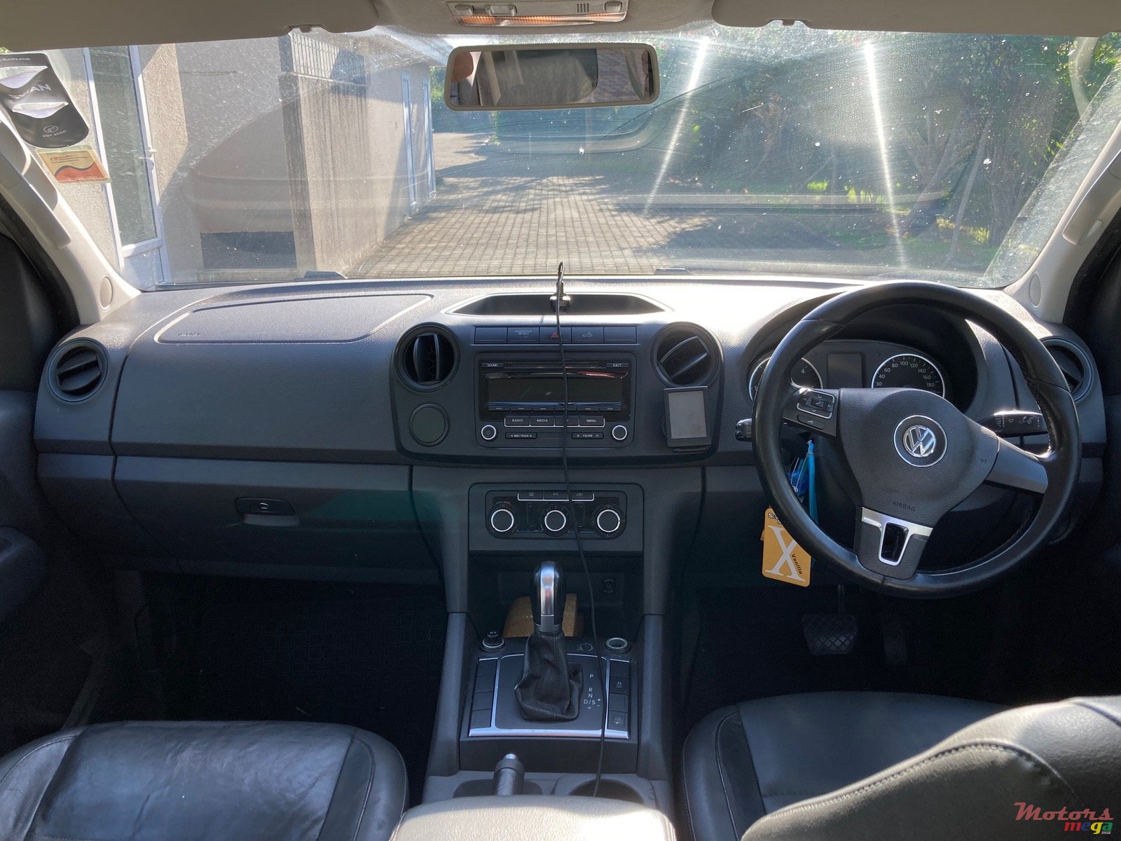 2014' Volkswagen Amarok 2.0 TDI photo #6