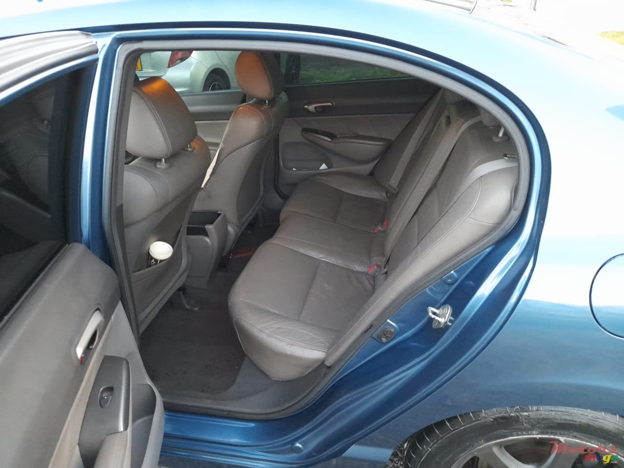 2008' Honda Civic Hybrid photo #4