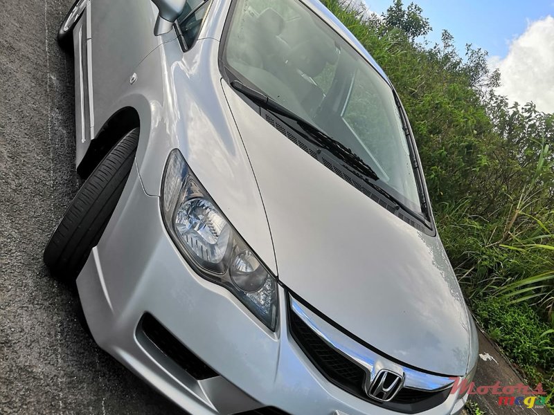 2011' Honda Civic FD3 Hybrid photo #1
