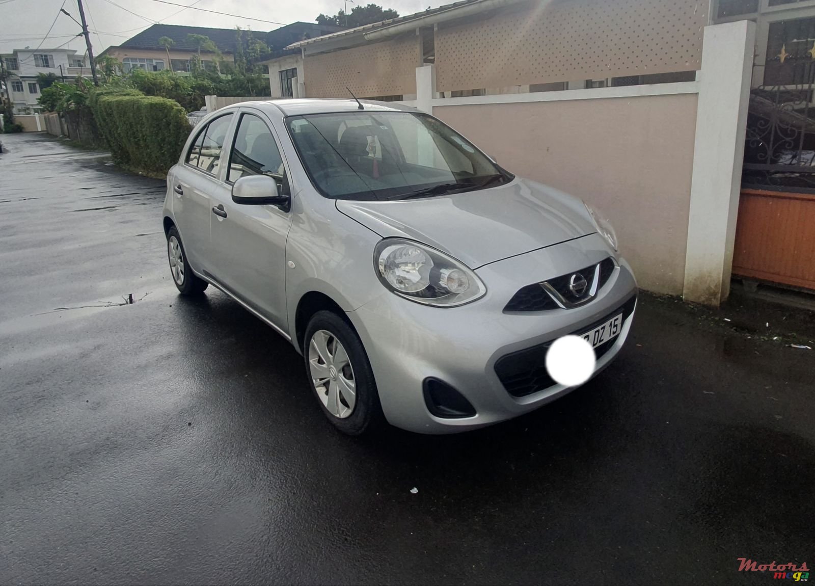 2015' Nissan March photo #1