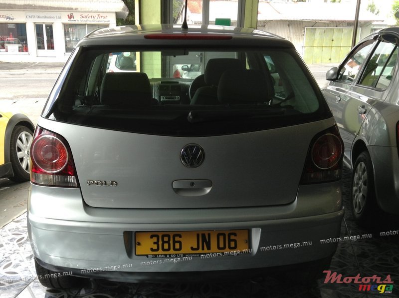2006' Volkswagen Polo photo #3