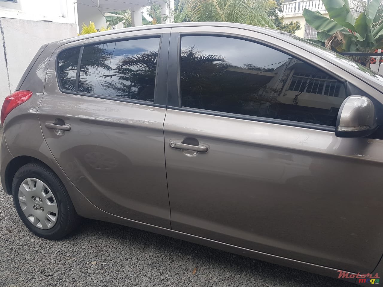 2014' Hyundai i20 photo #2