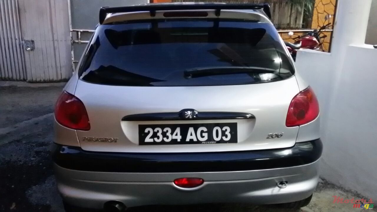 2003' Peugeot 206 photo #2