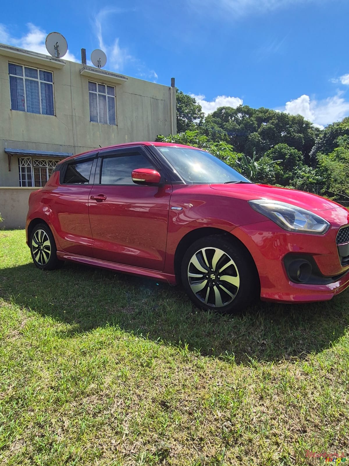 2017' Suzuki SA310 Swift RS photo #1