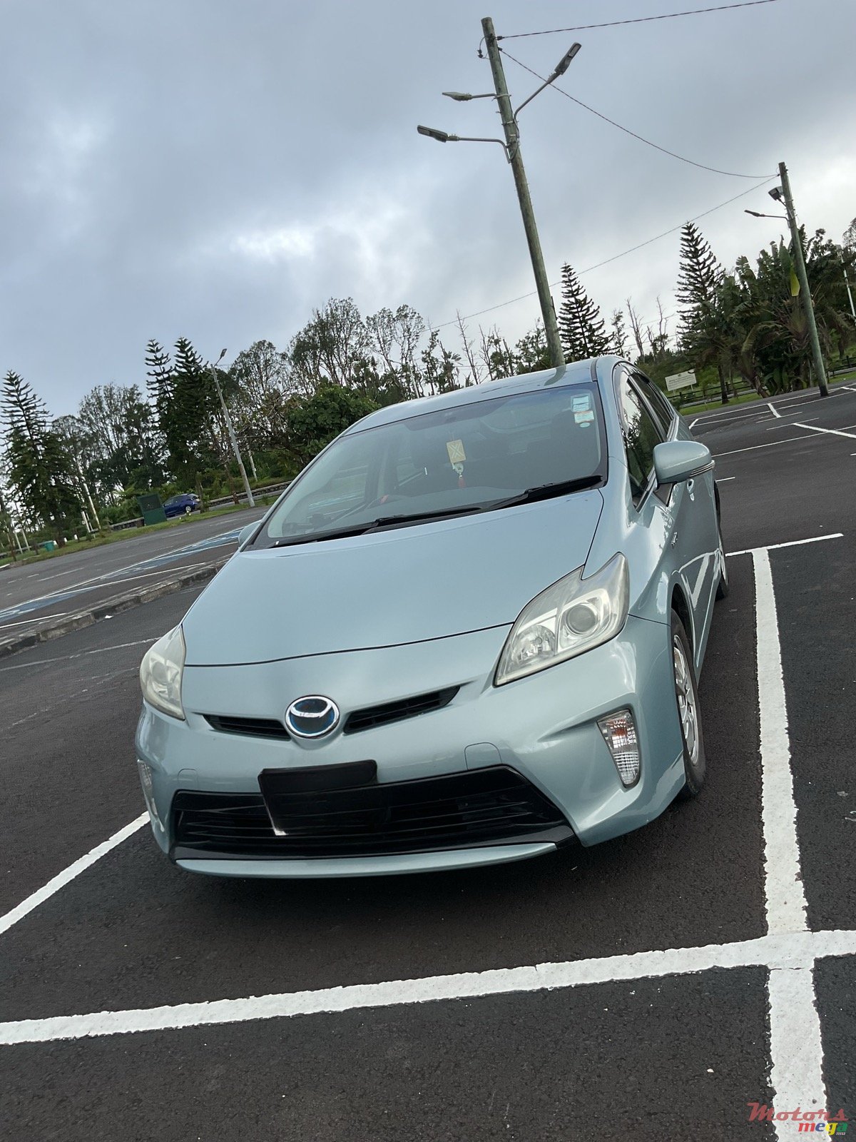 2012' Toyota Prius photo #1