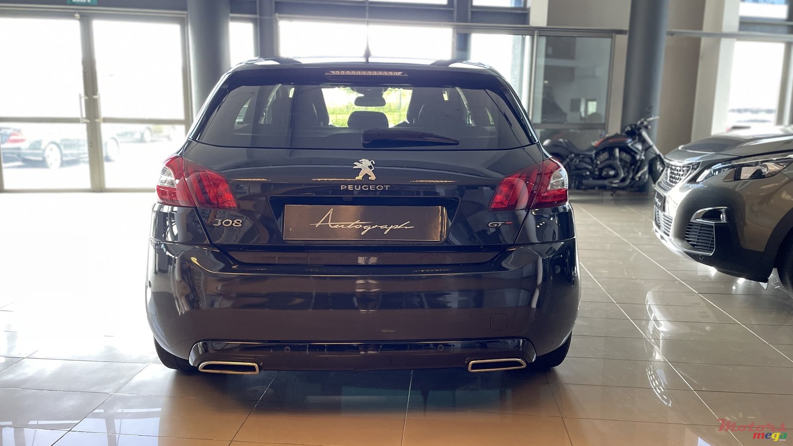 2017' Peugeot 308 GT photo #6