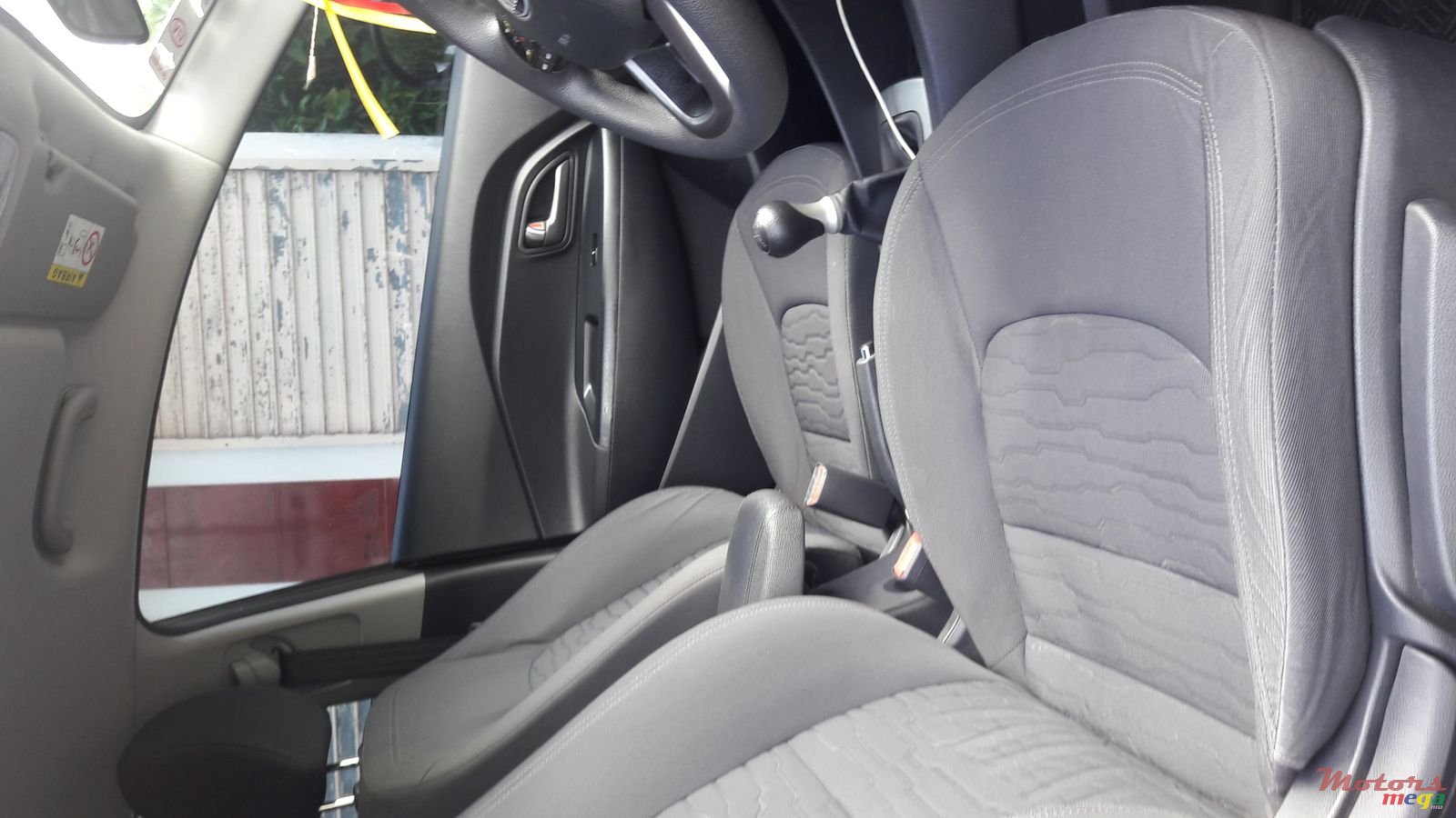 2014' Kia Rio5 photo #4